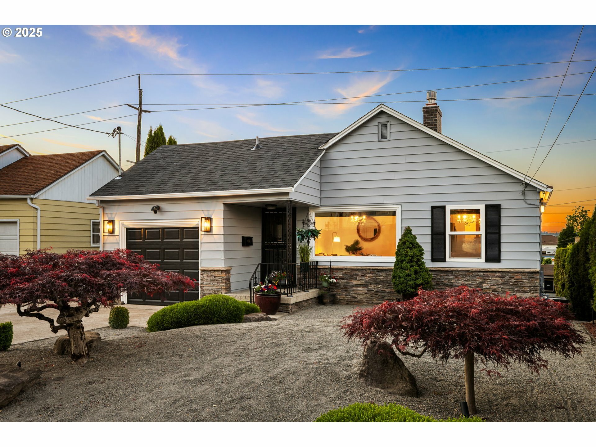 3555 NE Lombard Ct  Portland OR 97211 photo