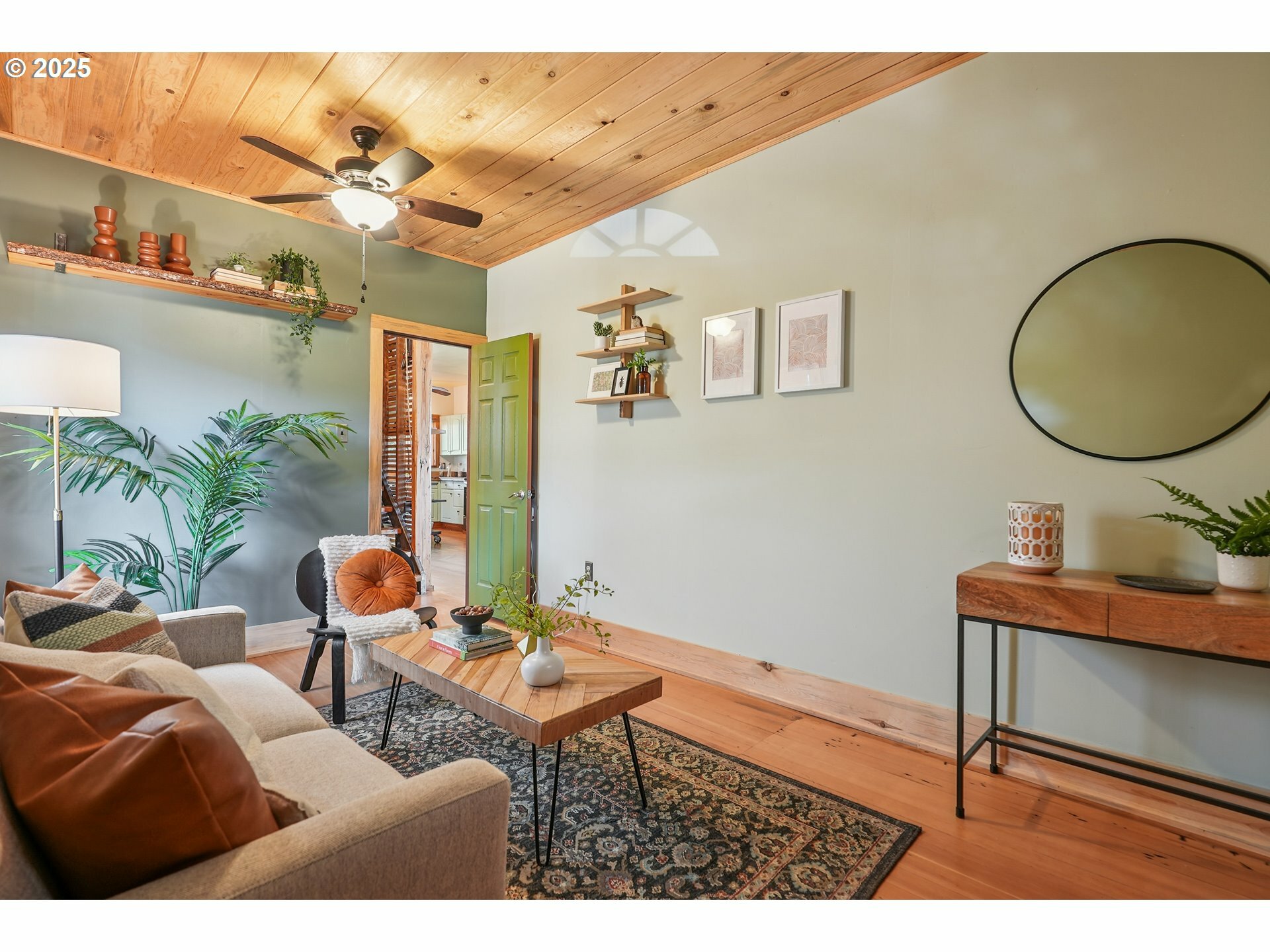 Property Photo: 7155 N Greenwich Ave OR 97217