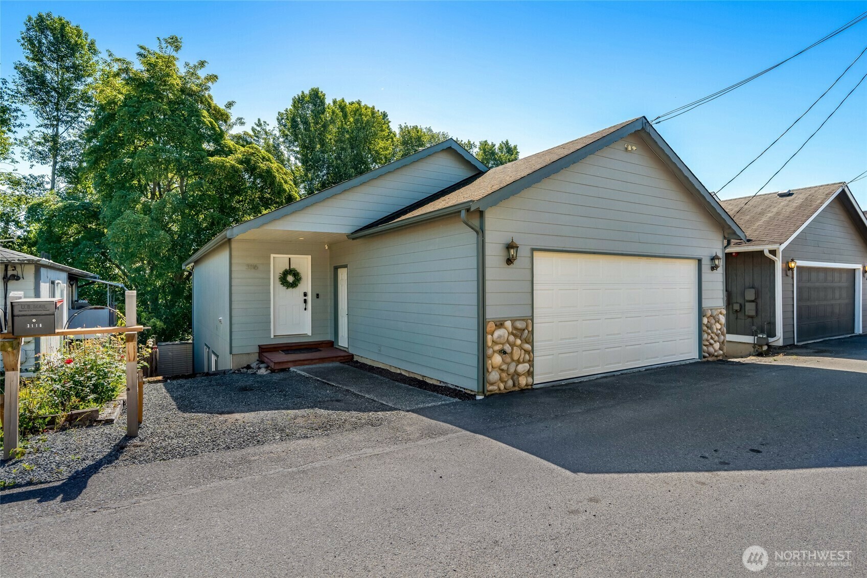 Property Photo: 3116 12th Street WA 98201