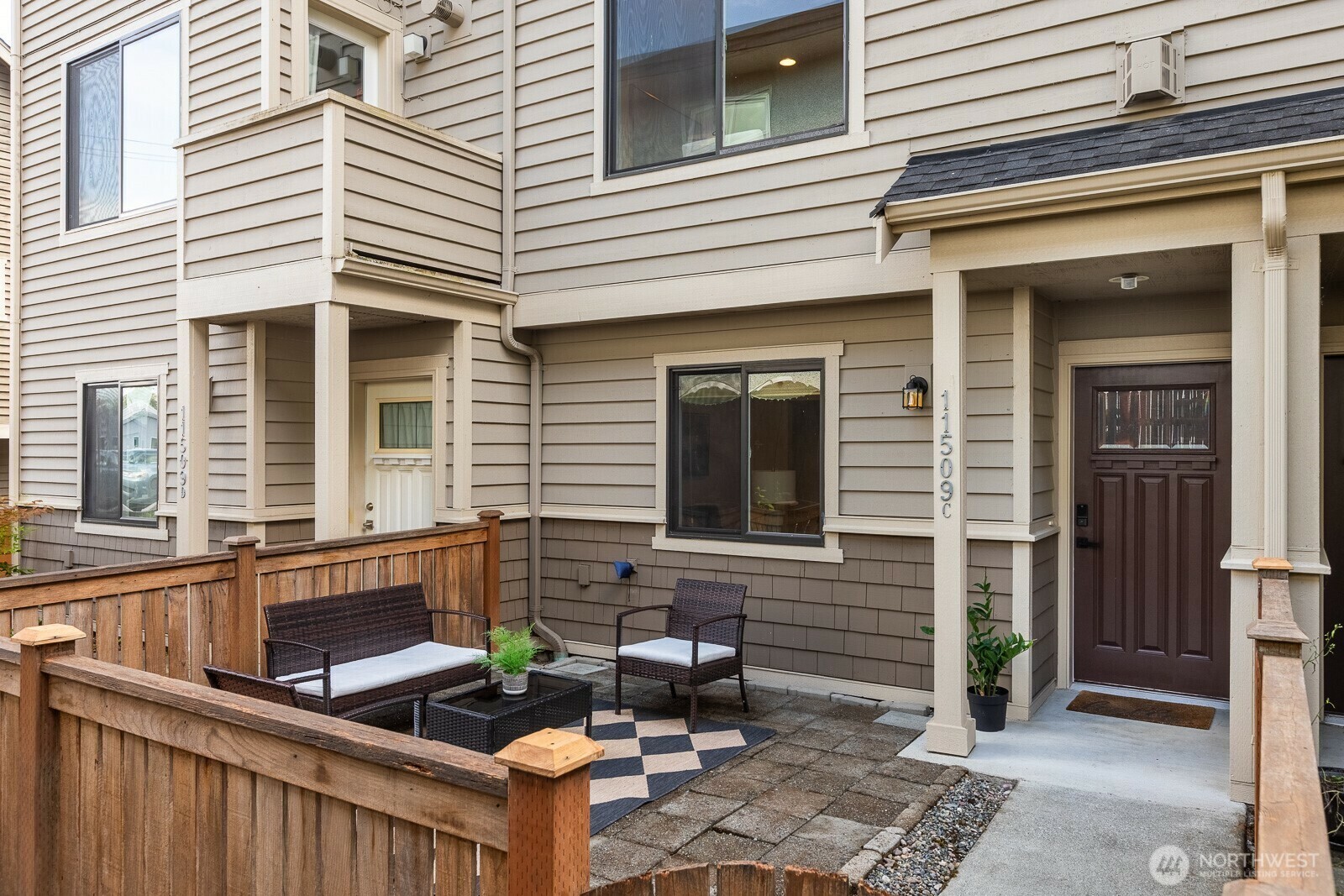 Property Photo:  11509  26th Avenue NE C  WA 98125 