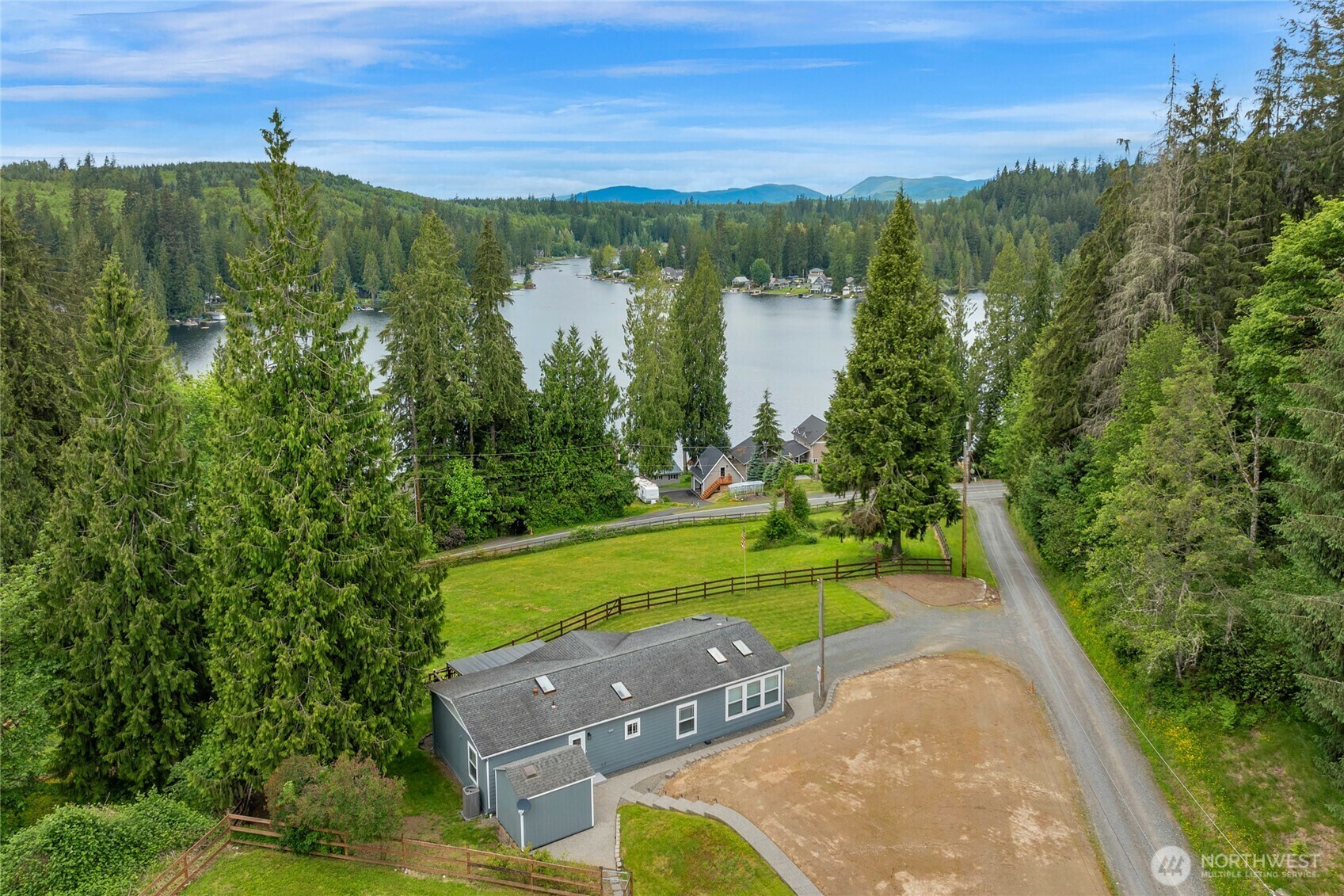 Property Photo: 2504 233rd Avenue SE WA 98290