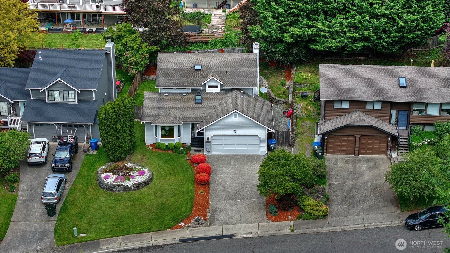 Property Photo: 20004 SE 268th Street WA 98042