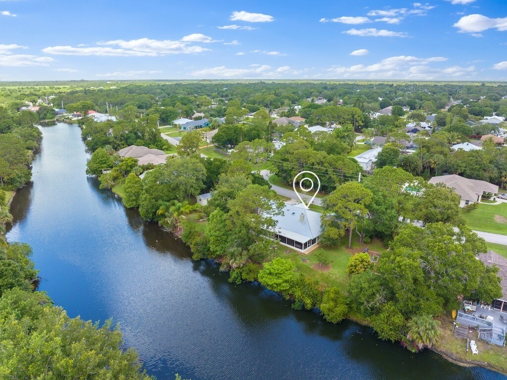 Property Photo: 632 Concha Drive FL 32958