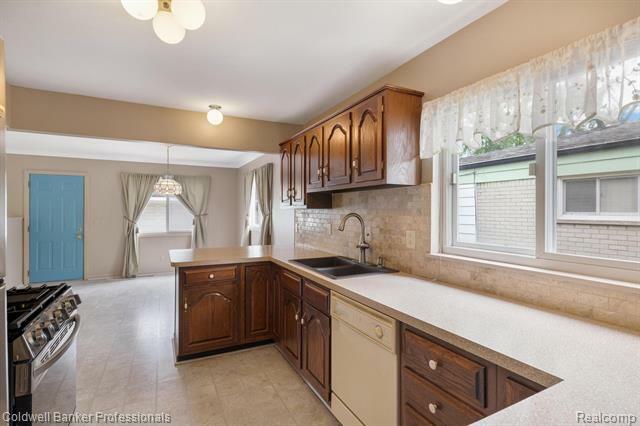 Property Photo: 8536 Blackburn Drive MI 48185