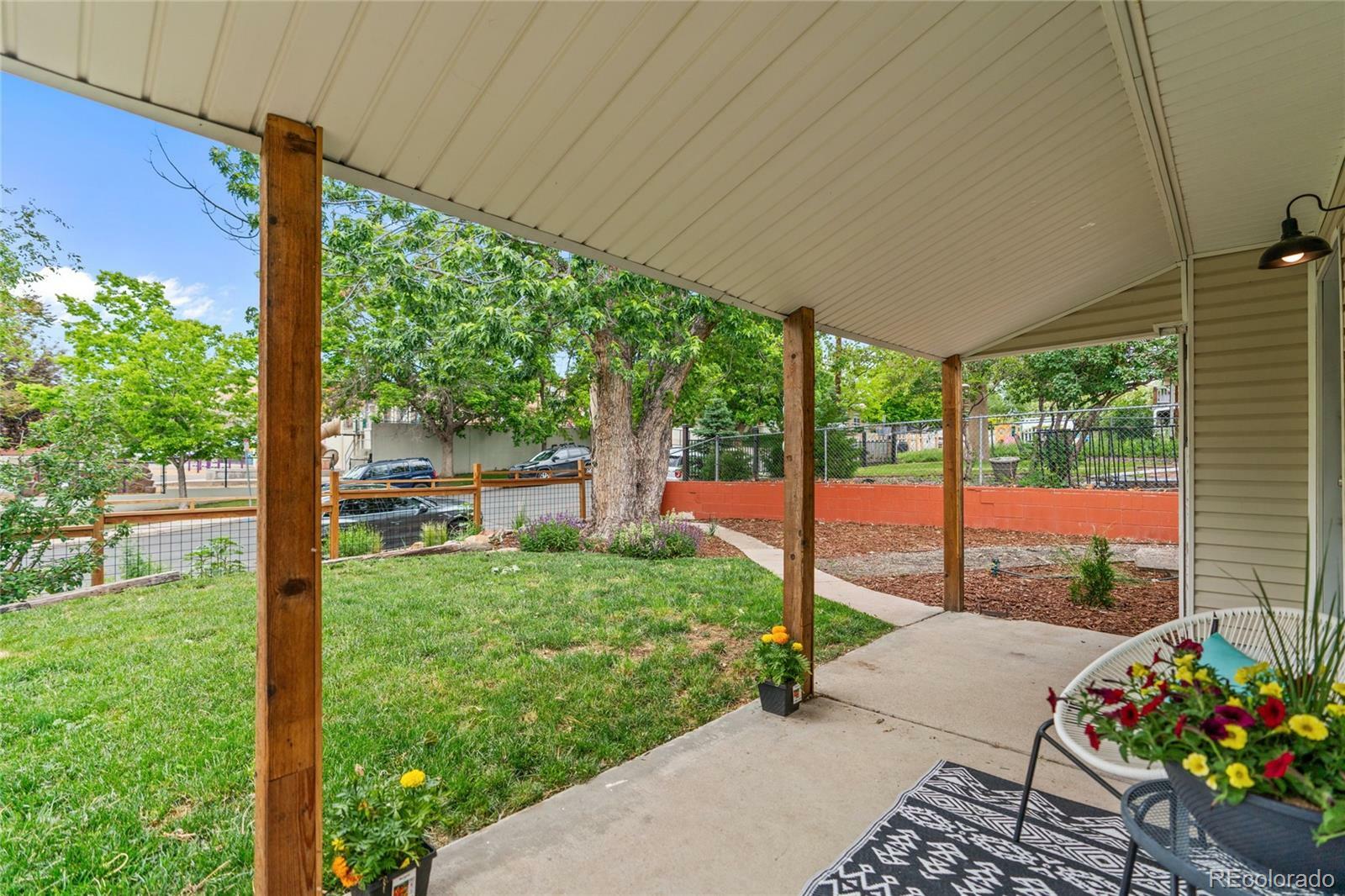 Property Photo: 936 Utica Street CO 80204
