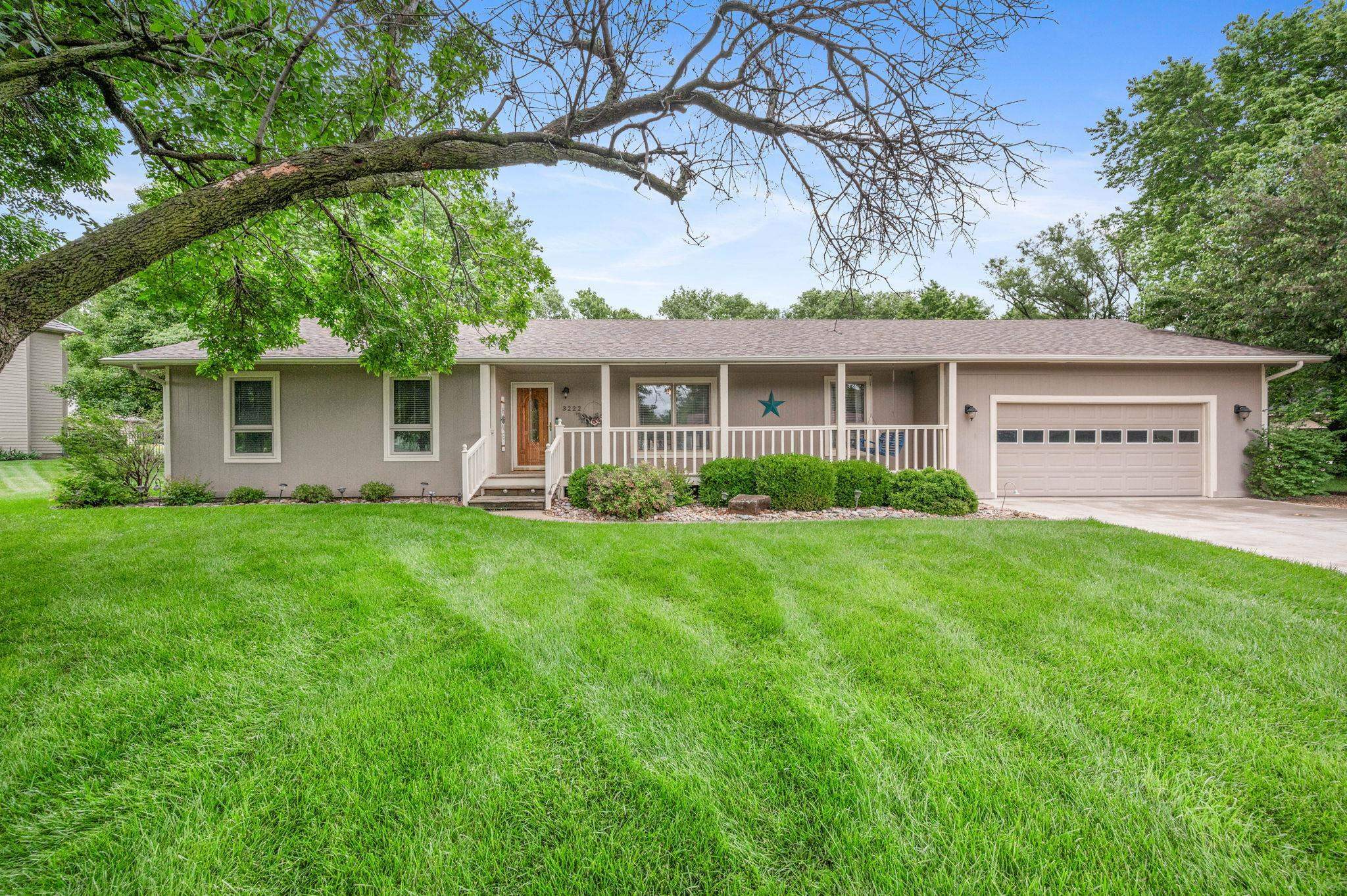 Property Photo: 3222 Mourning Dove Ln KS 67114