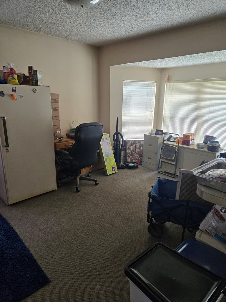 Property Photo: 400 N Pennsylvania Ave TX 76932