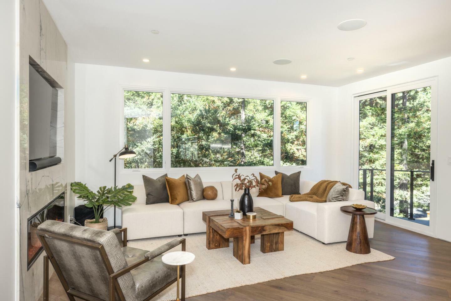 Property Photo: 141 Lake Road CA 94028