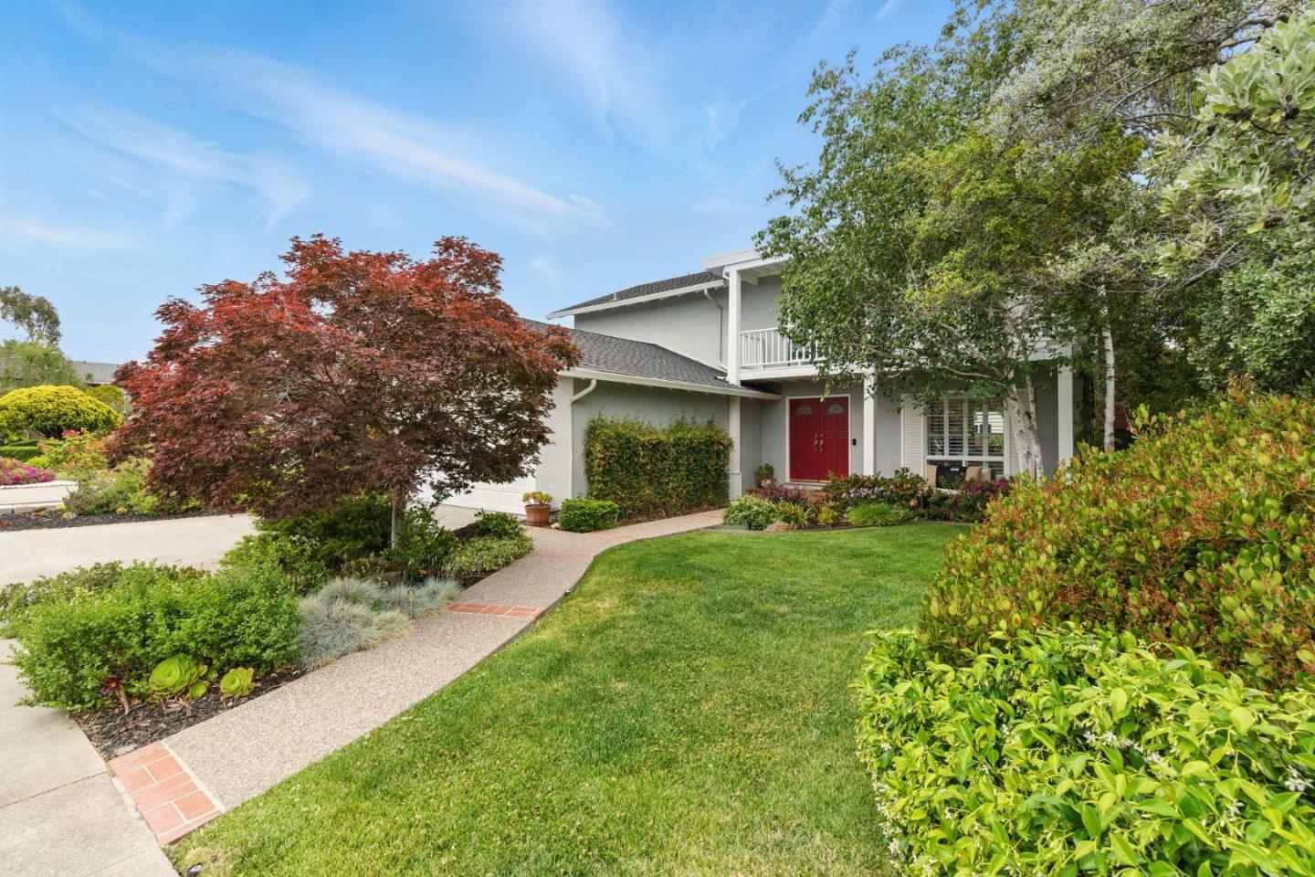 Property Photo: 942 Constitution Drive CA 94404
