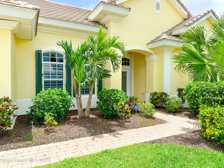 Property Photo:  245 Clyde Street  FL 32951 