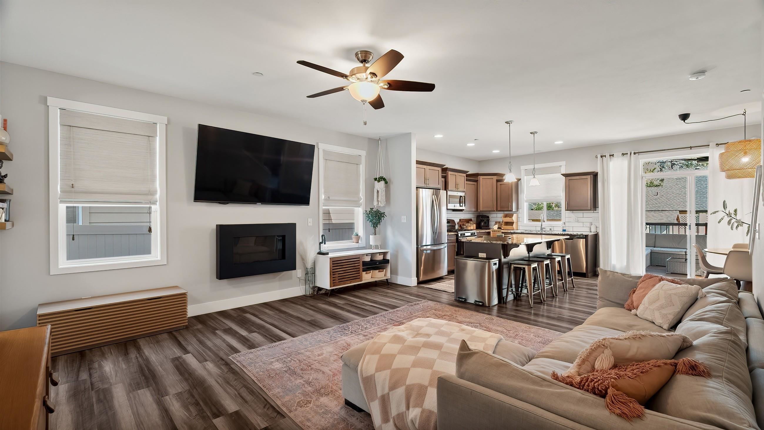 Property Photo: 4011 S University Ct WA 99206