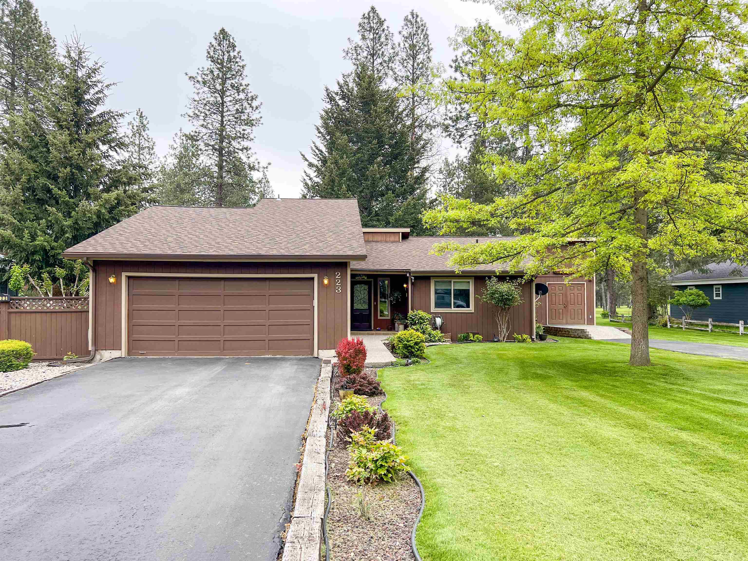 Property Photo: 223 Eagle Dr WA 99109