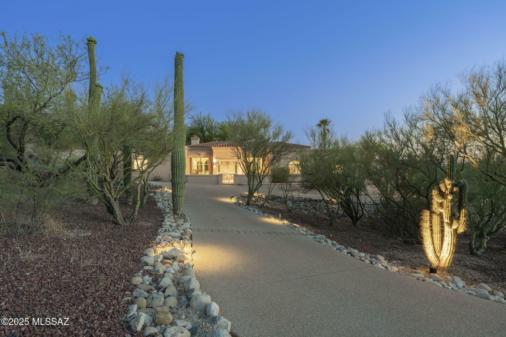Property Photo: 3750 E Sumo Quinto AZ 85718