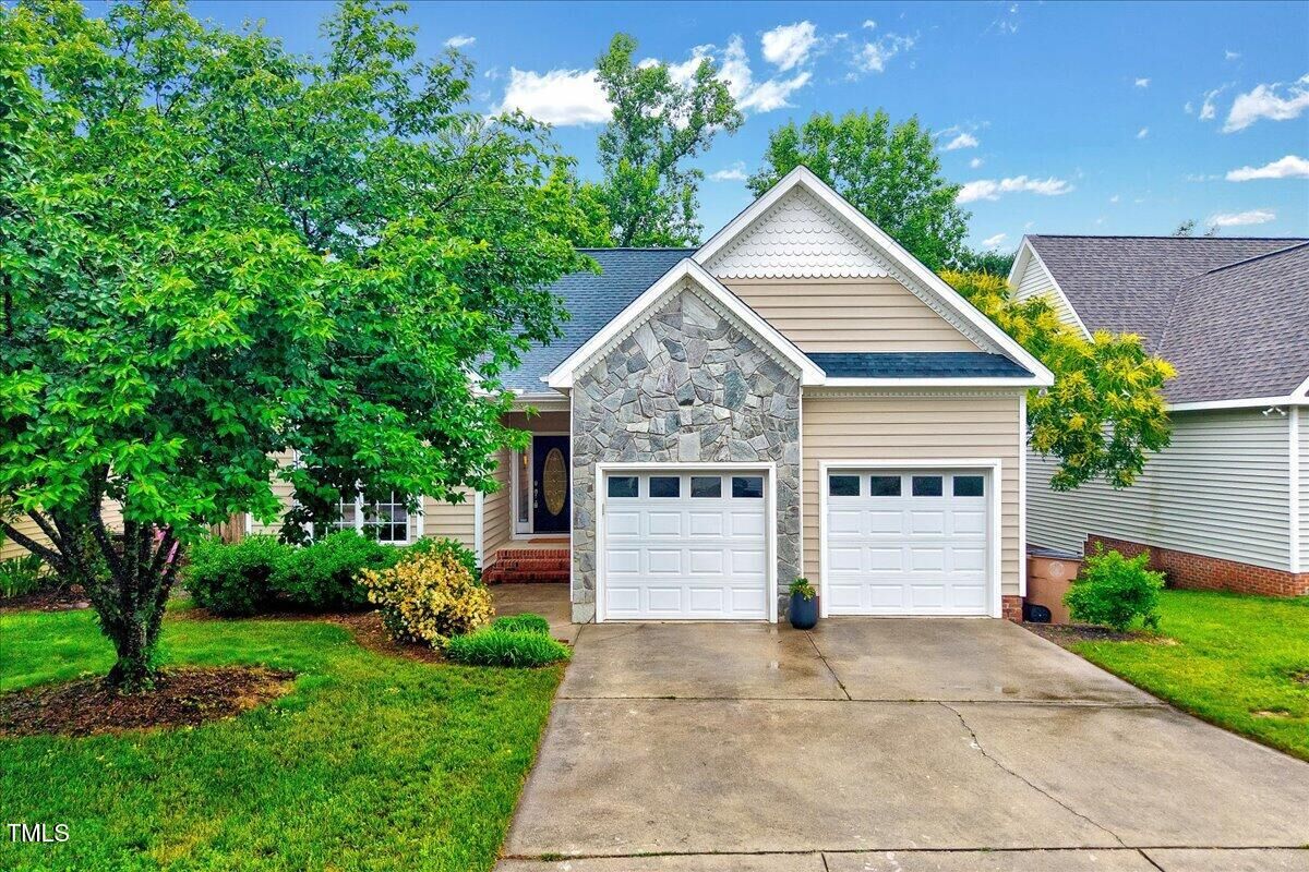 Property Photo: 1216 Miracle Drive NC 27587