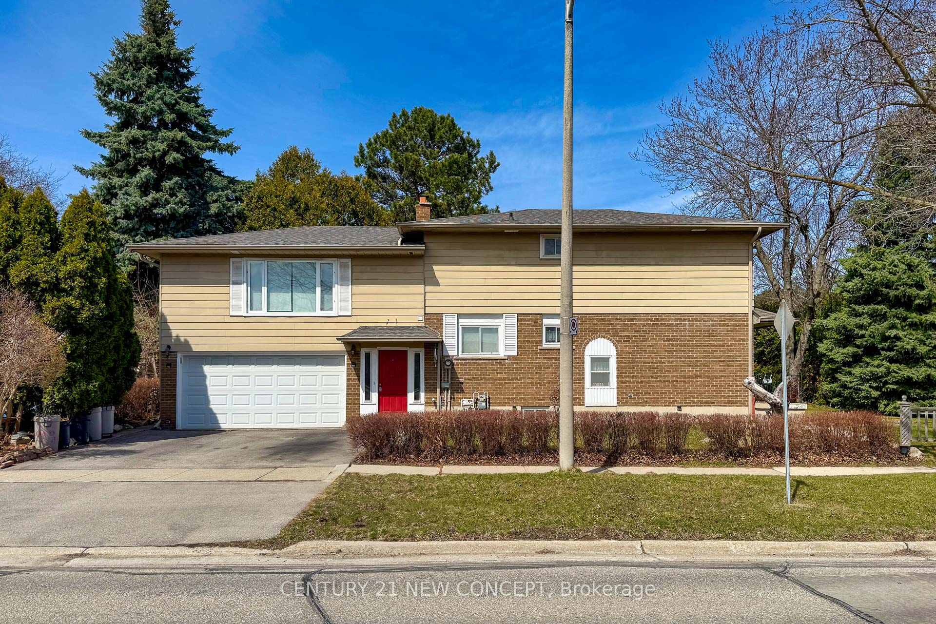 Property Photo: 214 Vance Drive ON L6L 3K9