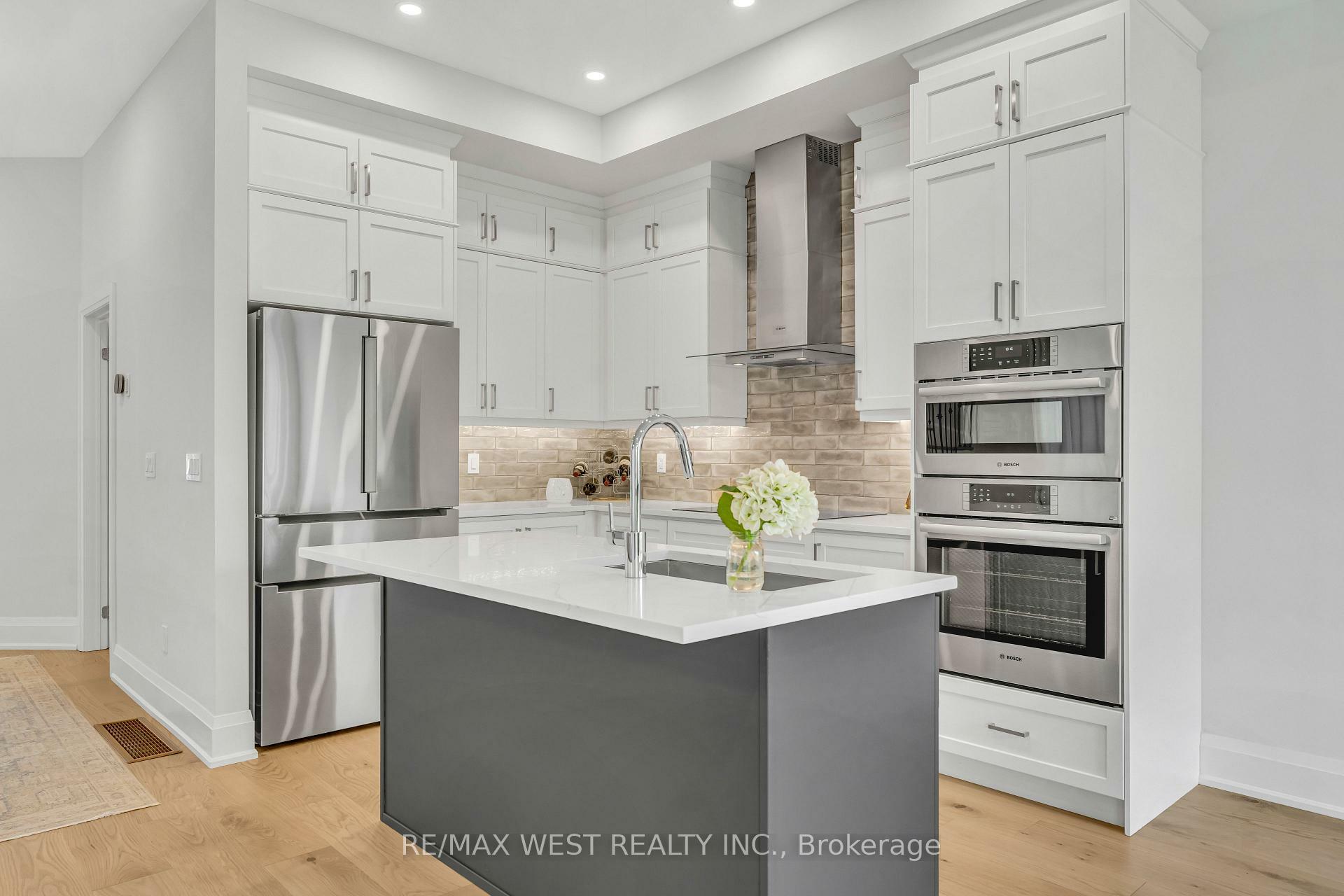 Property Photo: 7 Twelve Trees Court ON K0K 3L0