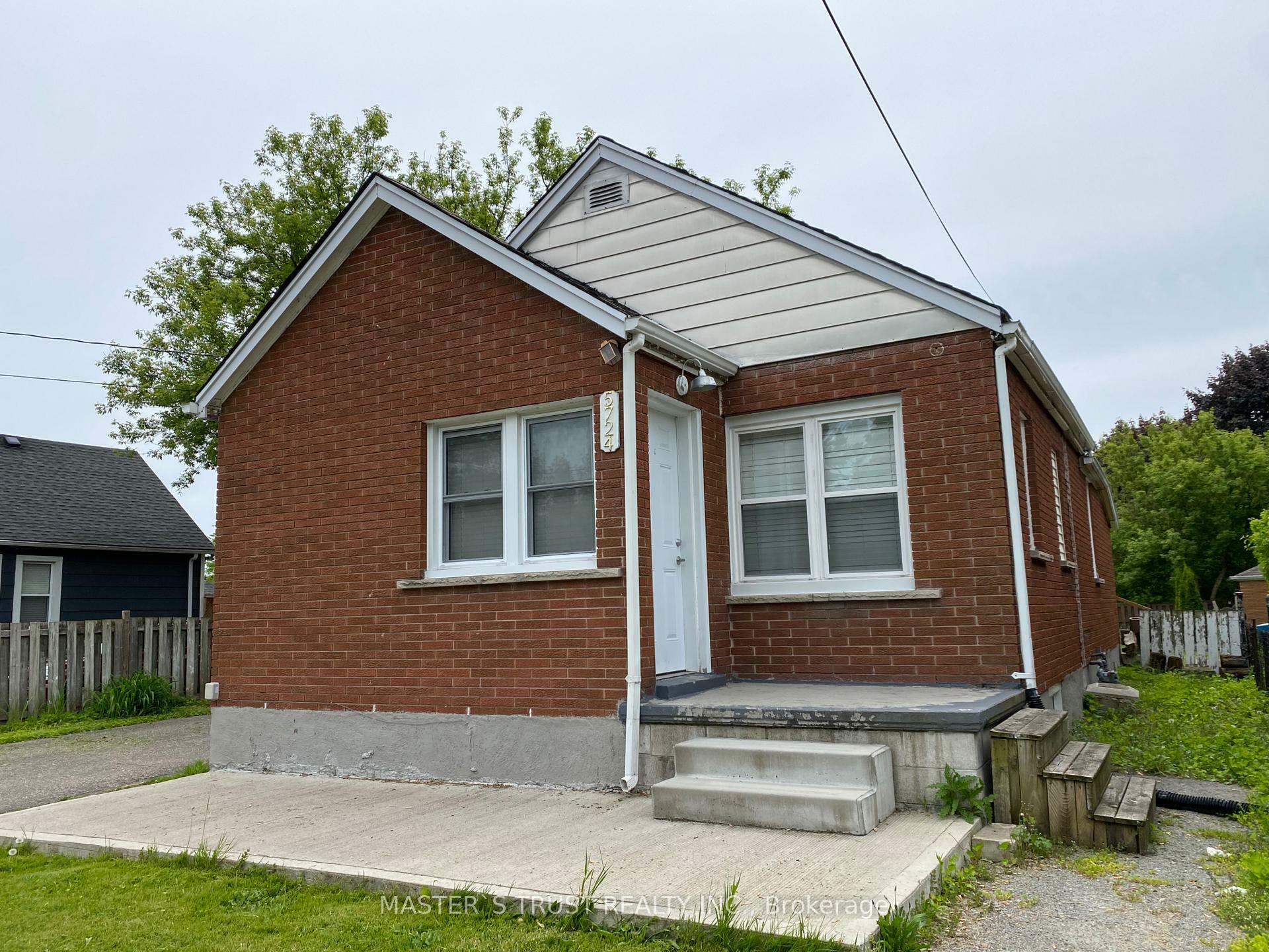 Property Photo:  5724 Arthur Street  ON L2E 3C1 