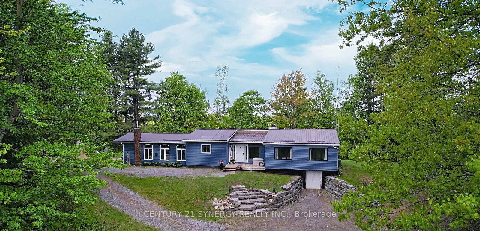 Photo de la propriété: 9093 County Rd 22 Road ON K0E 1X0