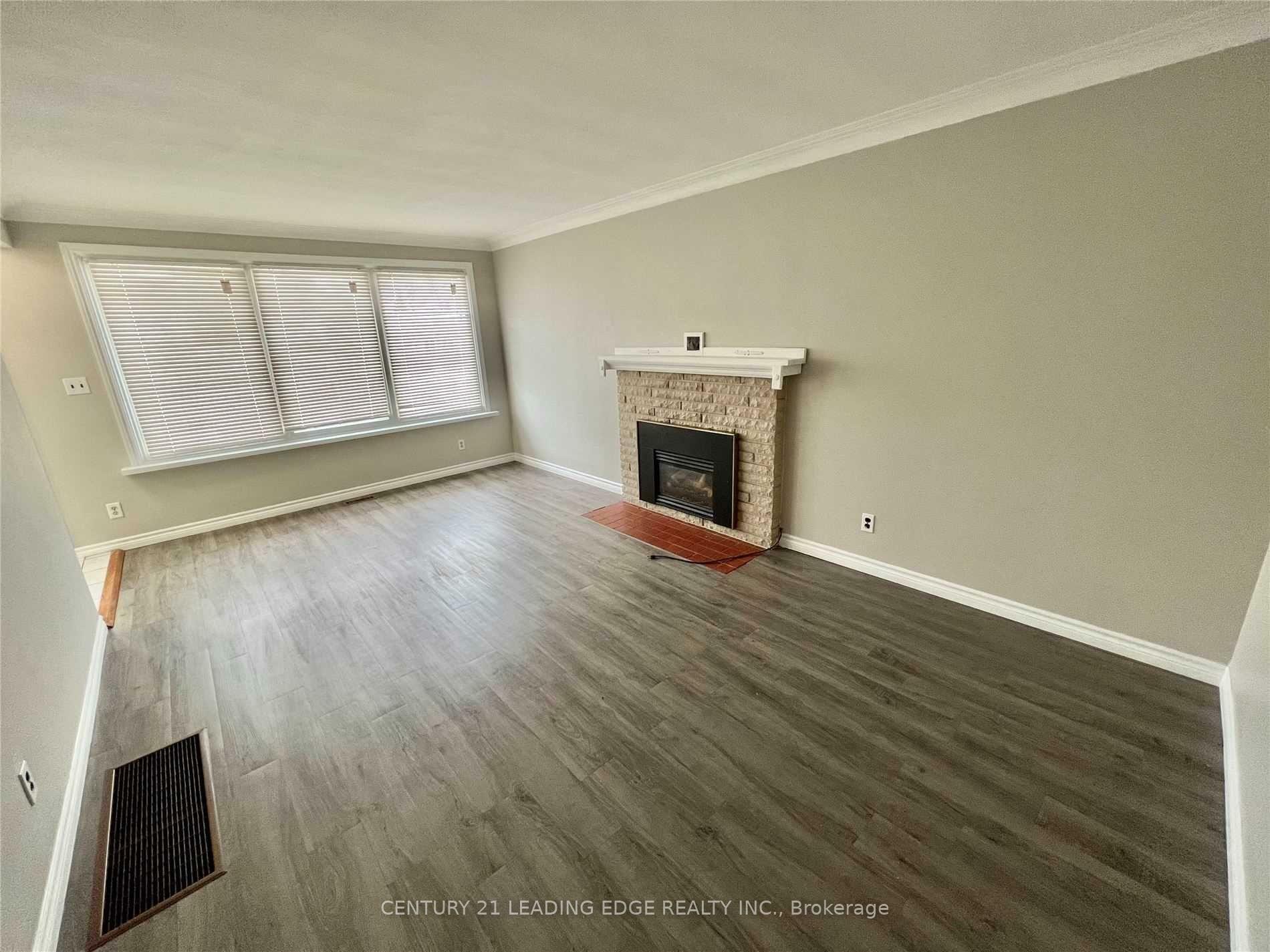 Property Photo: 214 Gibbons Street Main ON L1J 4Y4