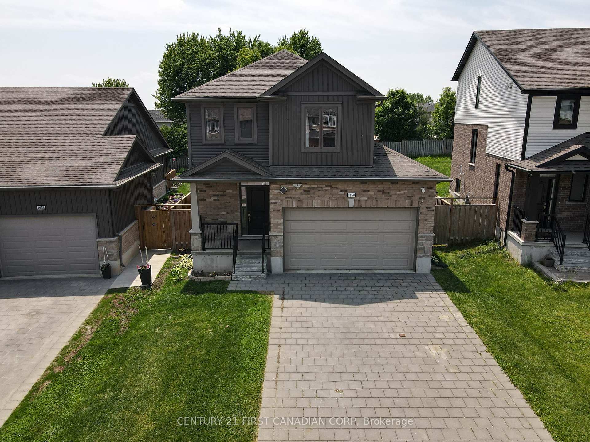 Photo de la propriété: 1660 Beaverbrook Avenue ON N6H 0E3