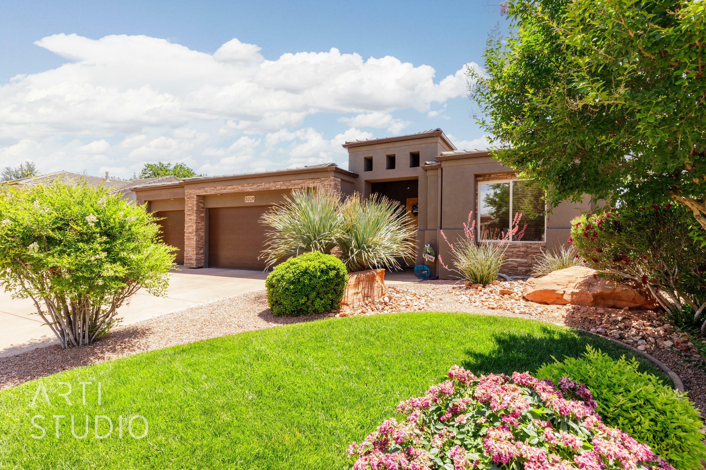 Property Photo: 2025 W 1940 N UT 84770