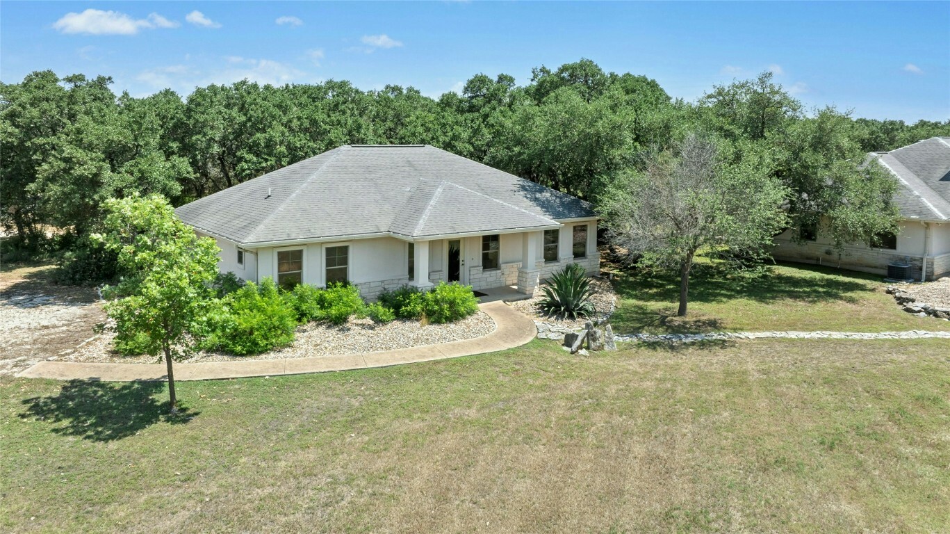Property Photo: 10120 Rimstone Trail TX 78736
