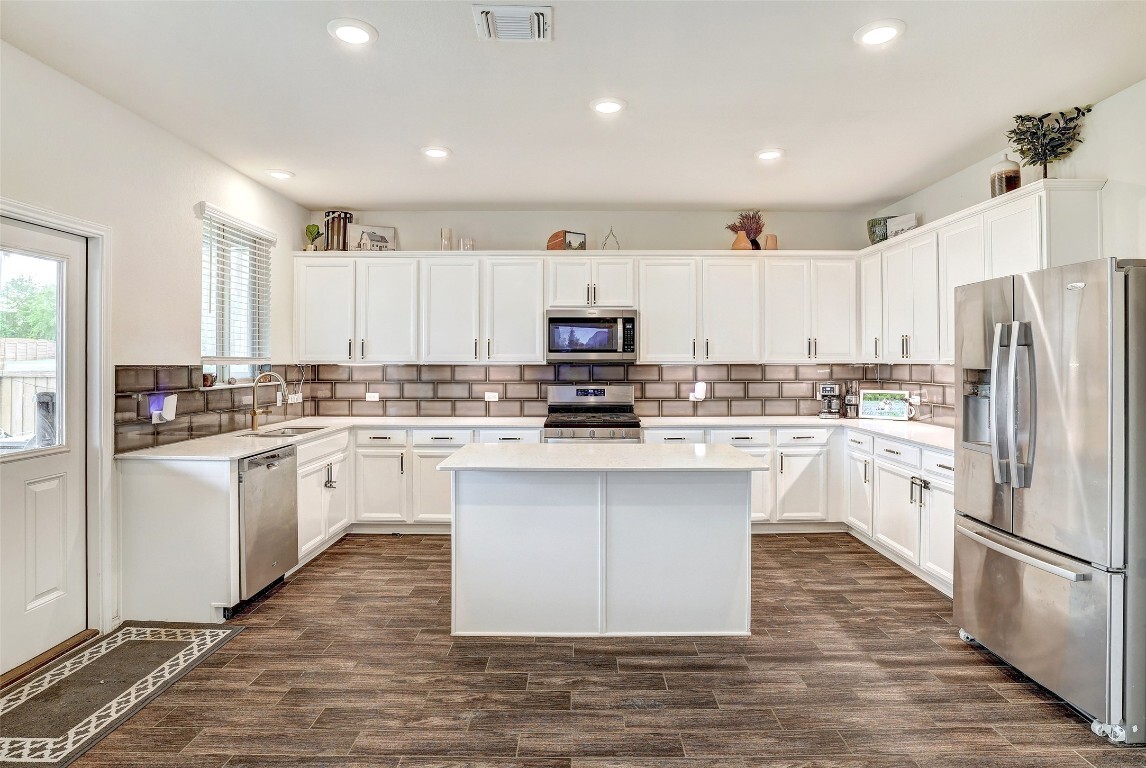 Property Photo: 104 Black Alder Street TX 78626