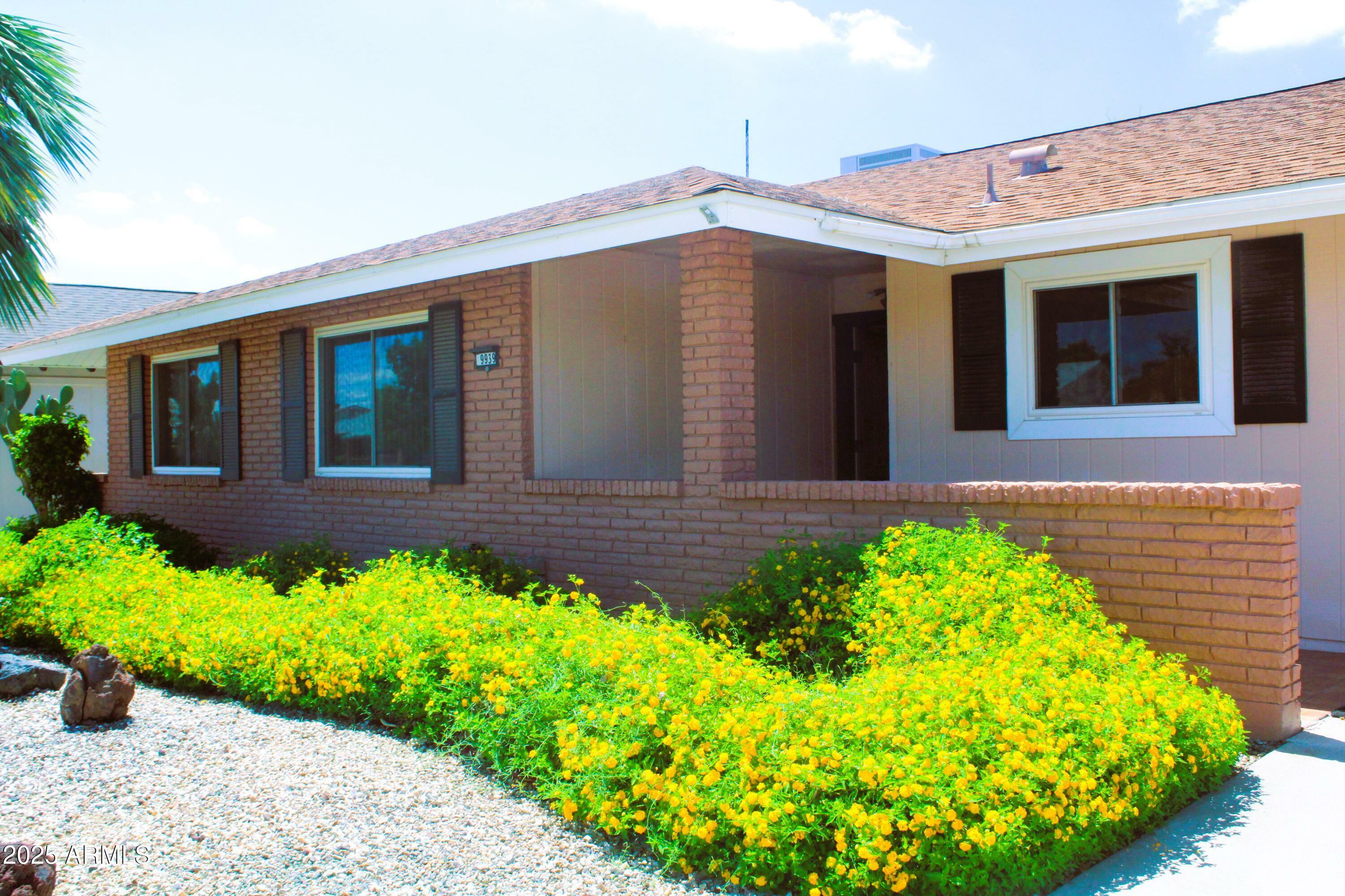 Property Photo: 9939 W Ironwood Drive AZ 85351