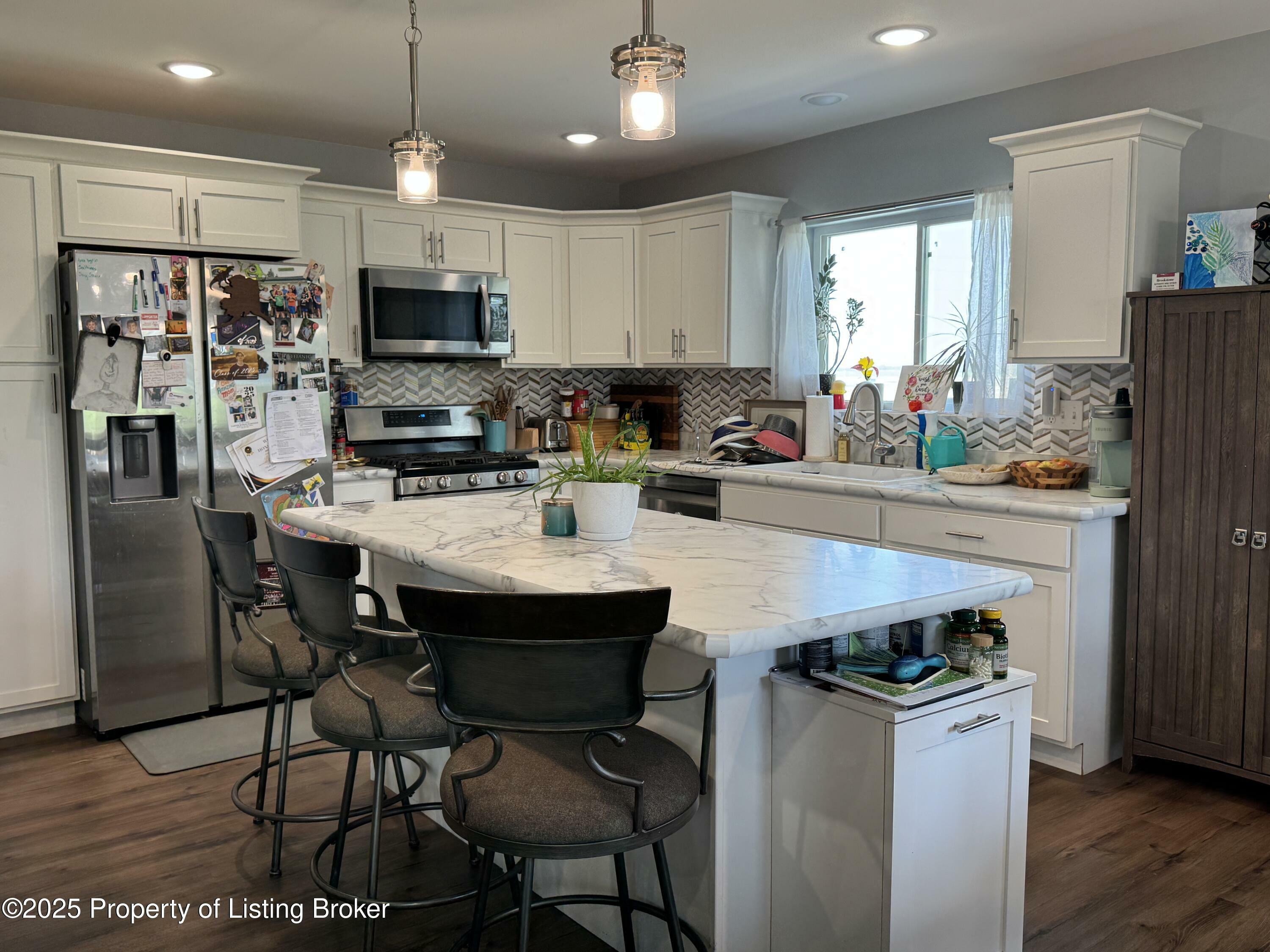Property Photo: 215 7th Avenue NE ND 58854
