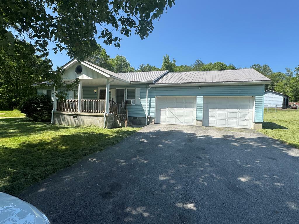 301 Cowtown Road  Meadow Bridge WV 25976 photo