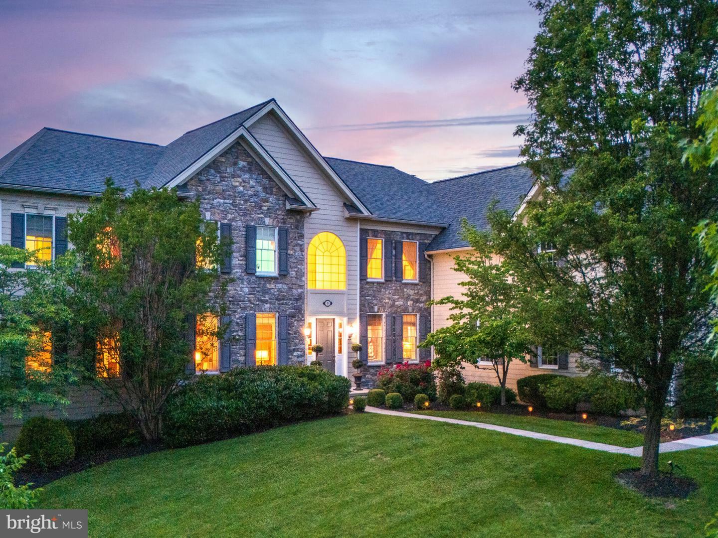 9 Goldfinch Circle  Phoenixville PA 19460 photo