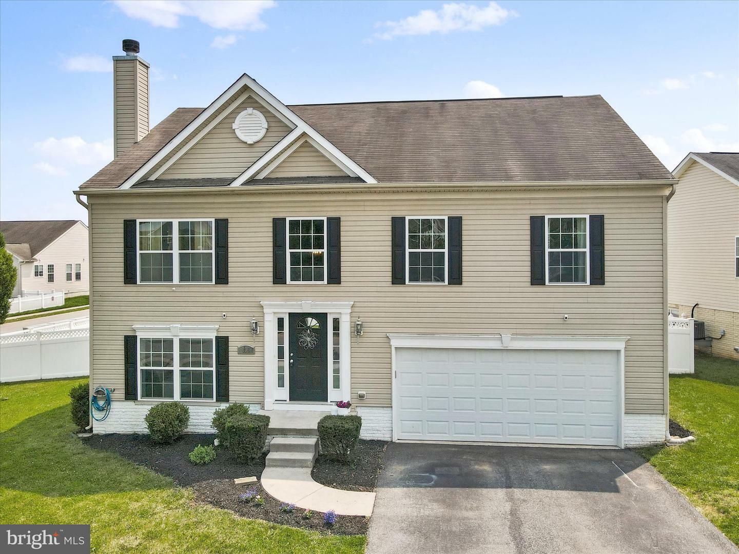 Property Photo: 136 Mountain Laurel Boulevard WV 25438