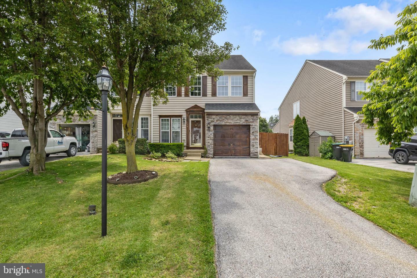 Property Photo: 316 Maple Drive PA 17331