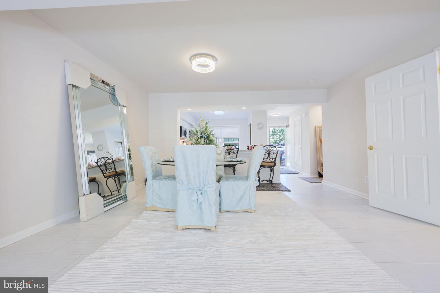 Property Photo: 17455 Kagera Drive VA 22025