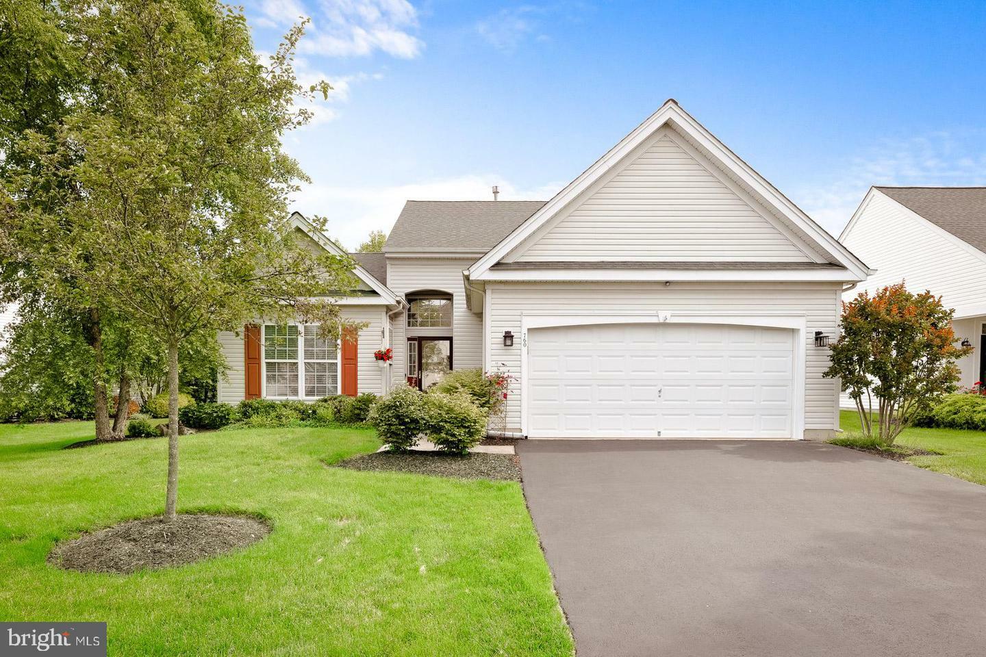 Property Photo: 760 S Settlers Circle PA 18976