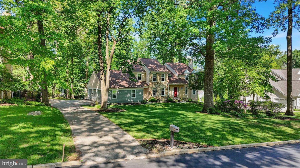 Property Photo: 586 Berwyn Baptist Road PA 19333