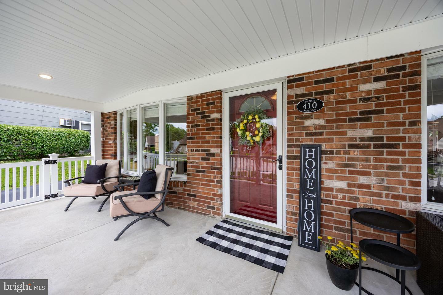Property Photo: 410 Park Drive PA 19460