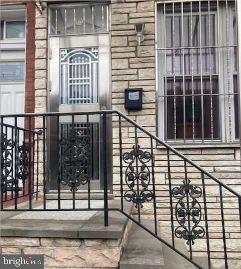 Property Photo: 733 Jackson Street PA 19148