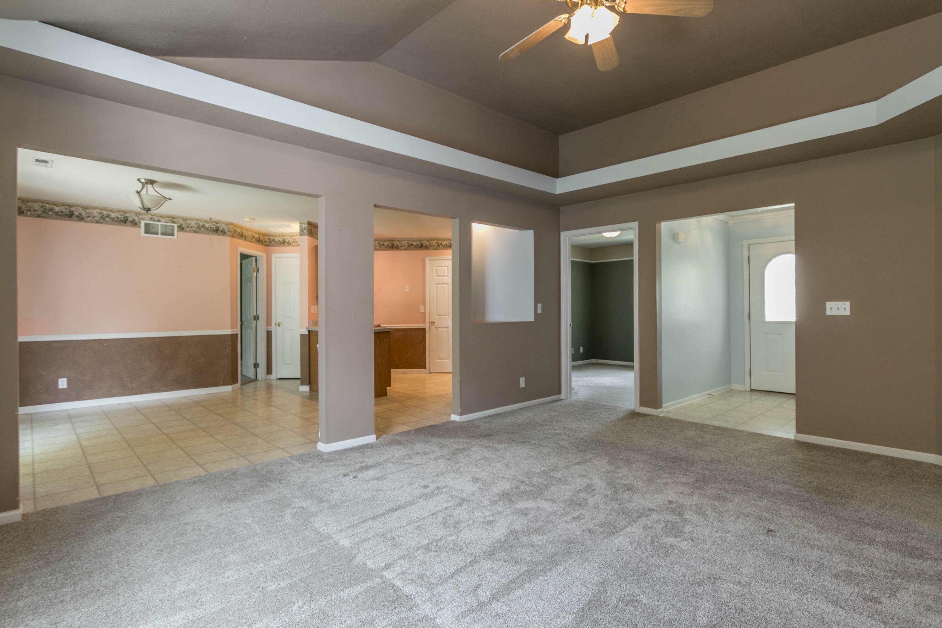 Property Photo: 5035 N Montgomery Dr MO 65202