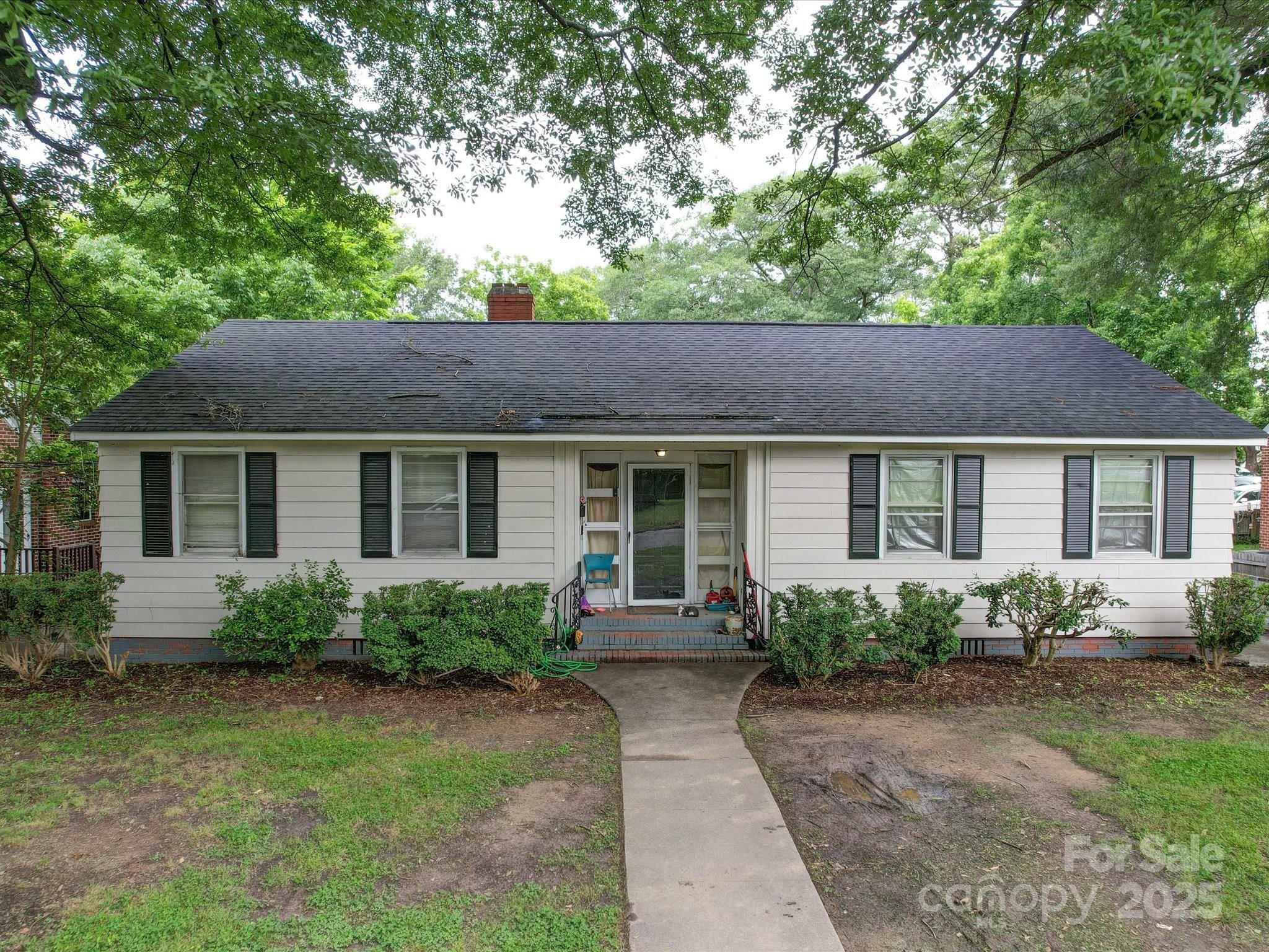 Property Photo: 121 Patrick Street NC 28054