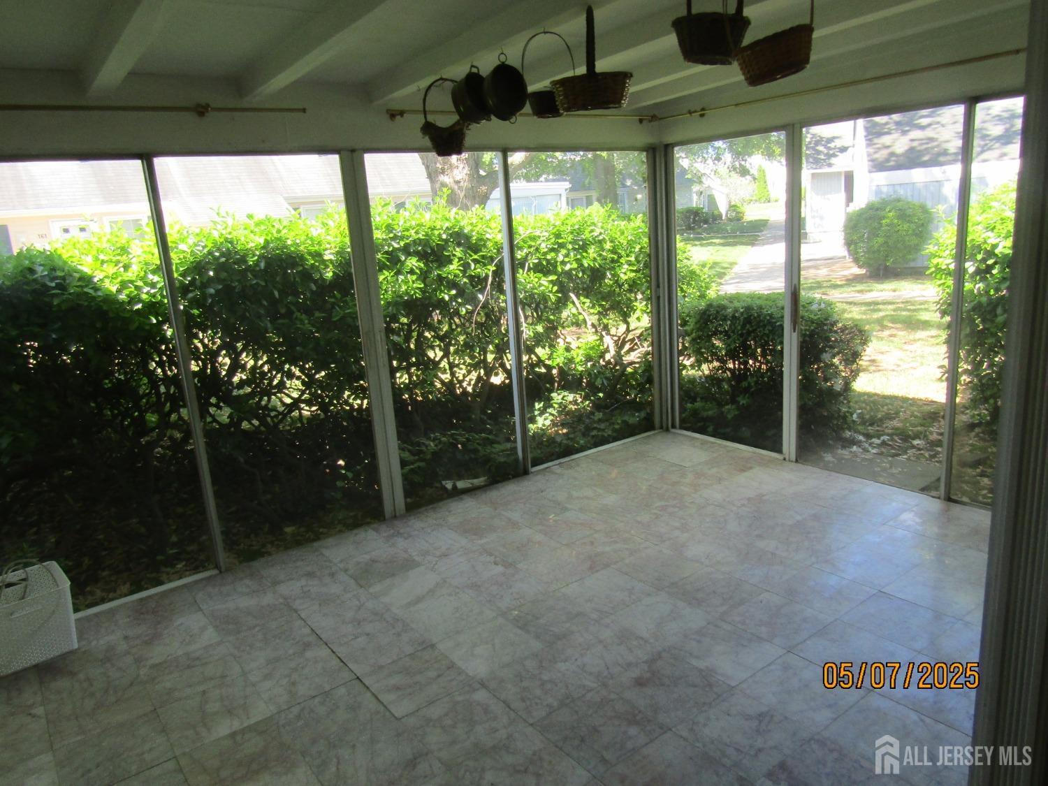 Property Photo:  160 Pelham Lane B  NJ 08831 
