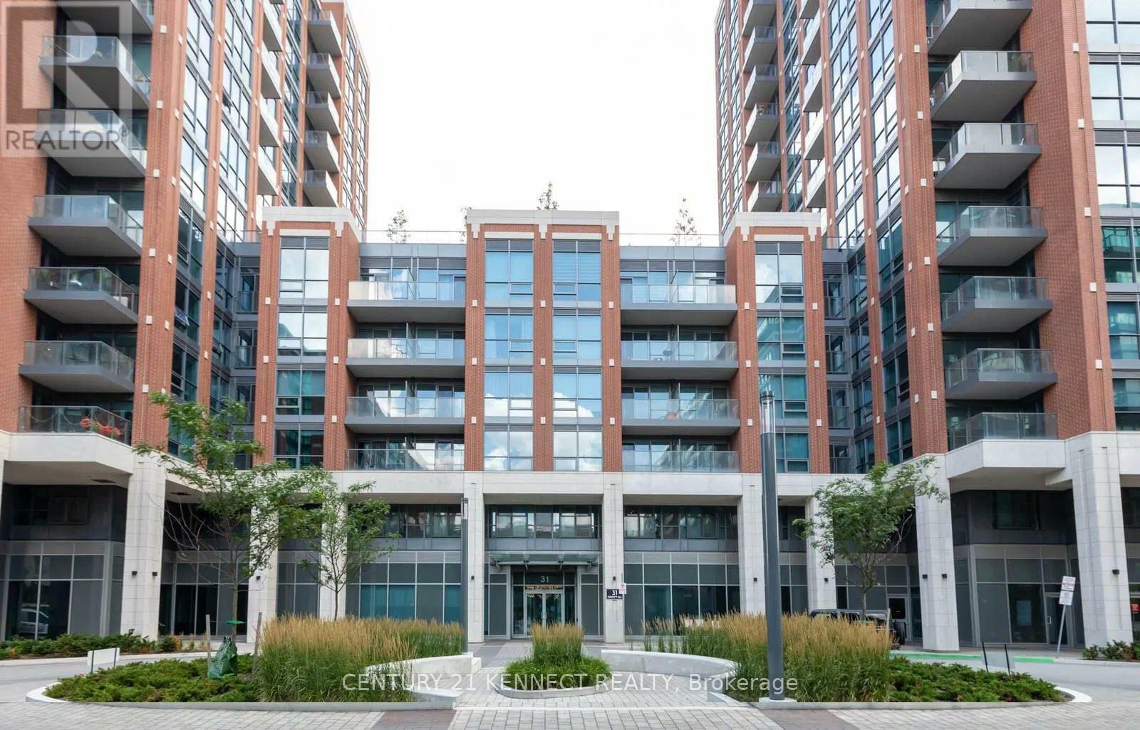Property Photo: 31 Tippett Road 505 ON M3H 0C8