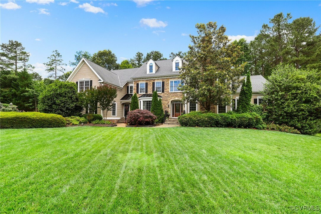 Property Photo: 6306 Thistledew Mews VA 23120