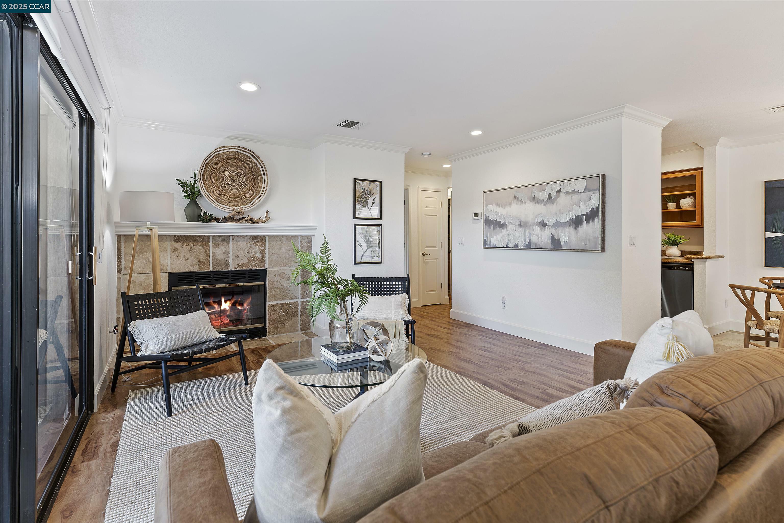 Property Photo: 164 Eastridge Dr CA 94582