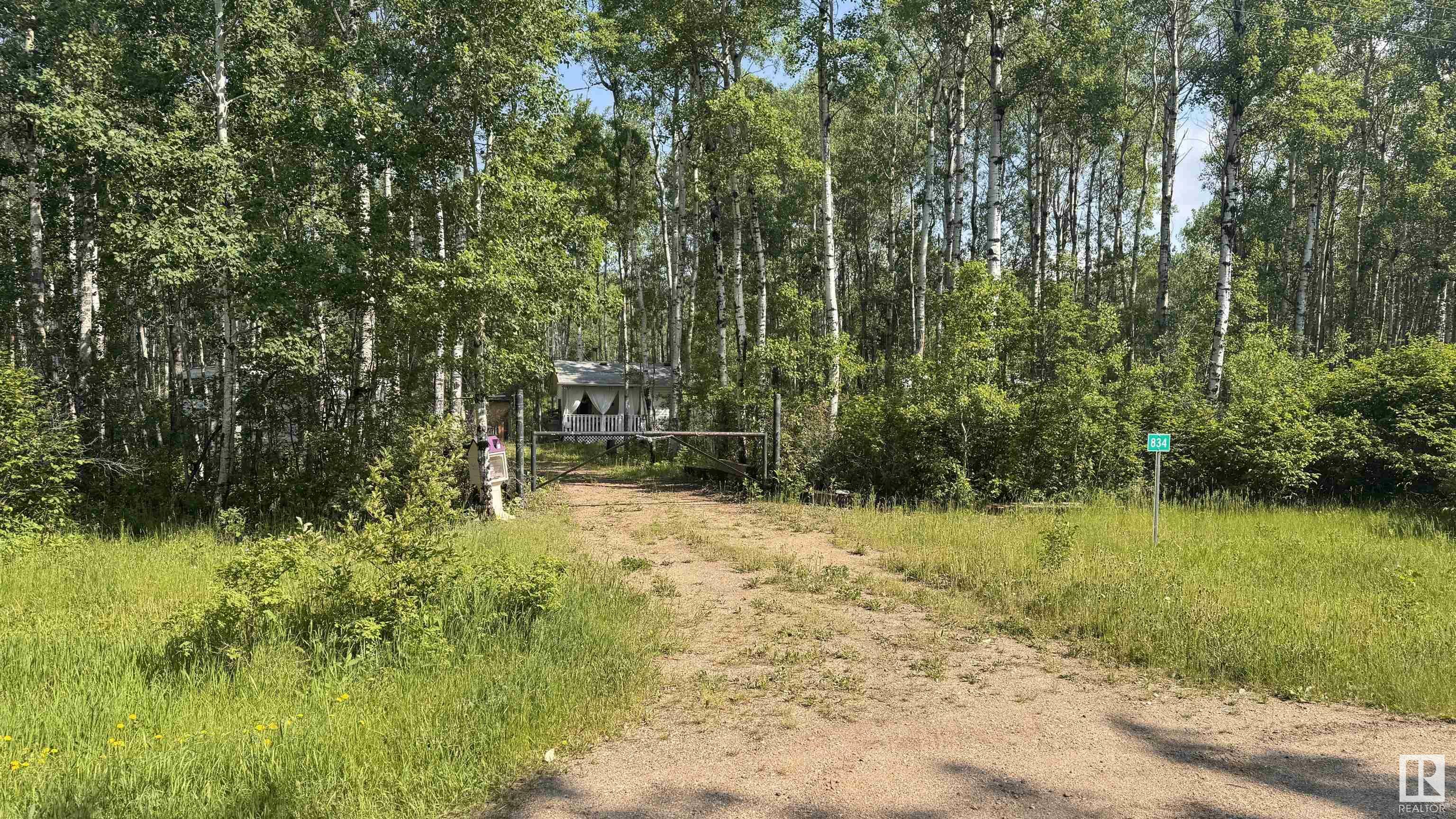 Property Photo: 834, 11013 Hwy 28 AB T0A 0C0