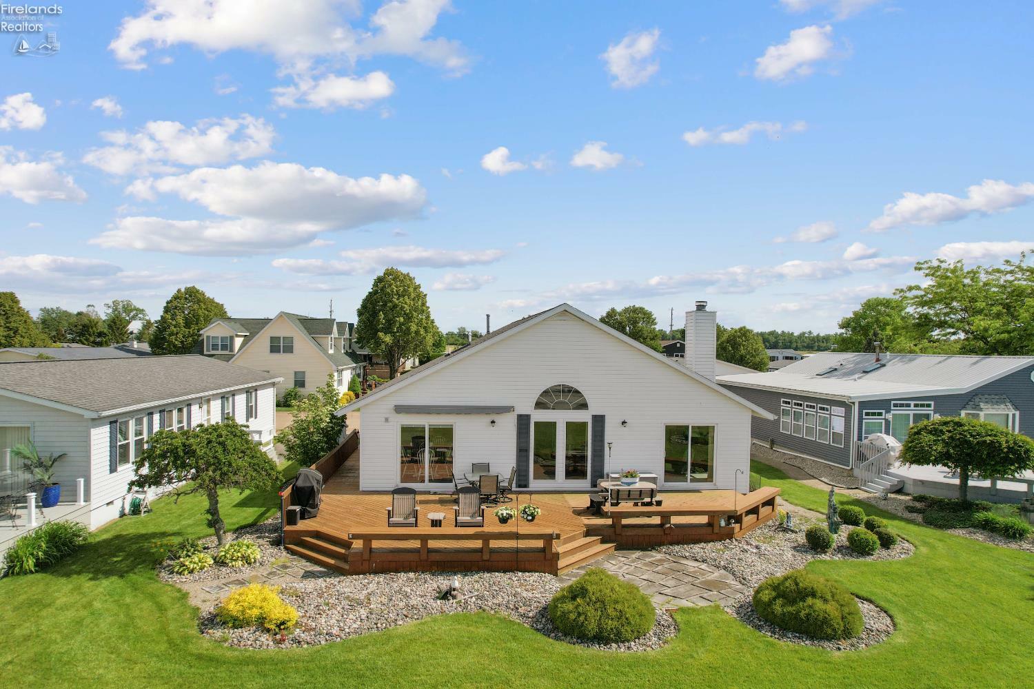 Property Photo: 6485 E Harbor Road 38 OH 43440