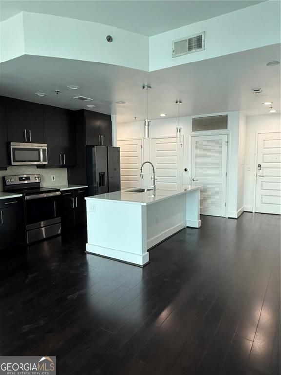 Property Photo: 1080 Peachtree Street NE 2215 GA 30309