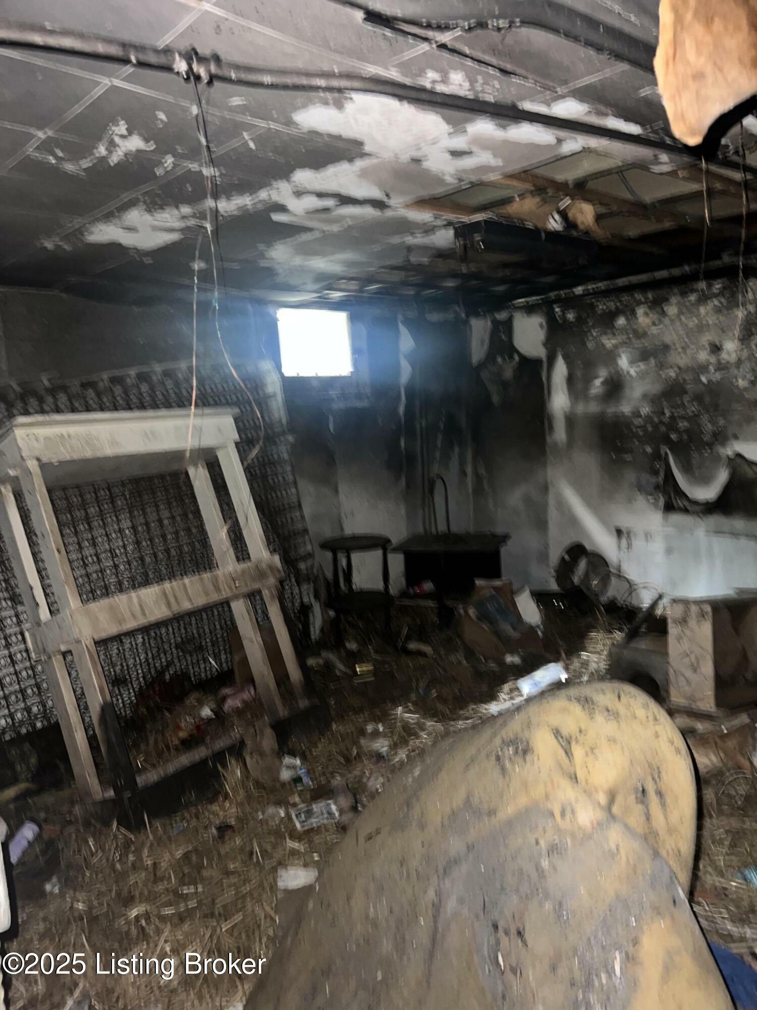 Property Photo: 1190 Bicknell Ave KY 40215