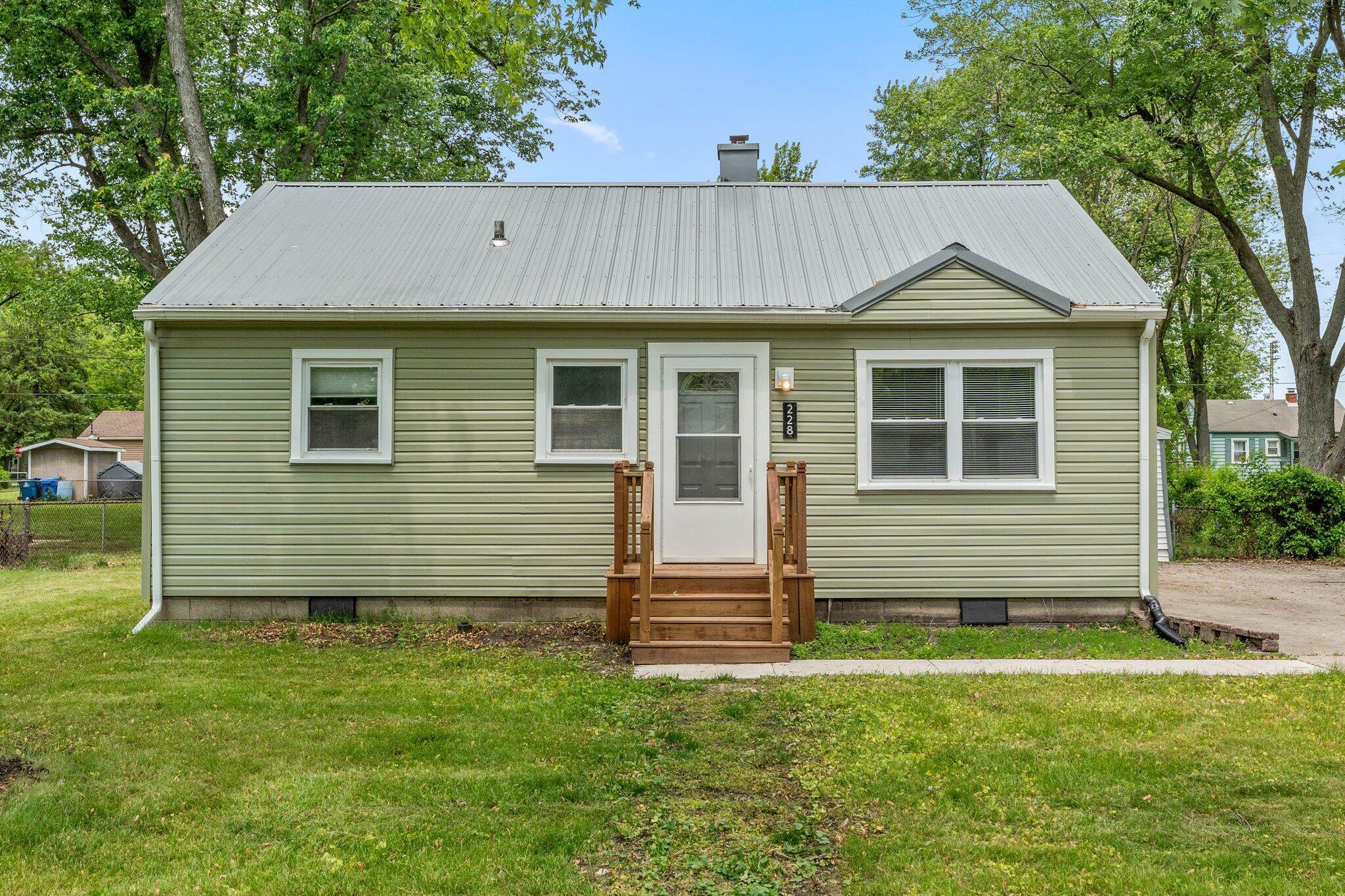 Property Photo:  228 Oak Street  IN 46307 