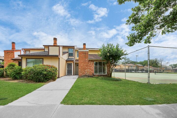 Property Photo:  7836 Bateman Lane 7836  TX 77088 
